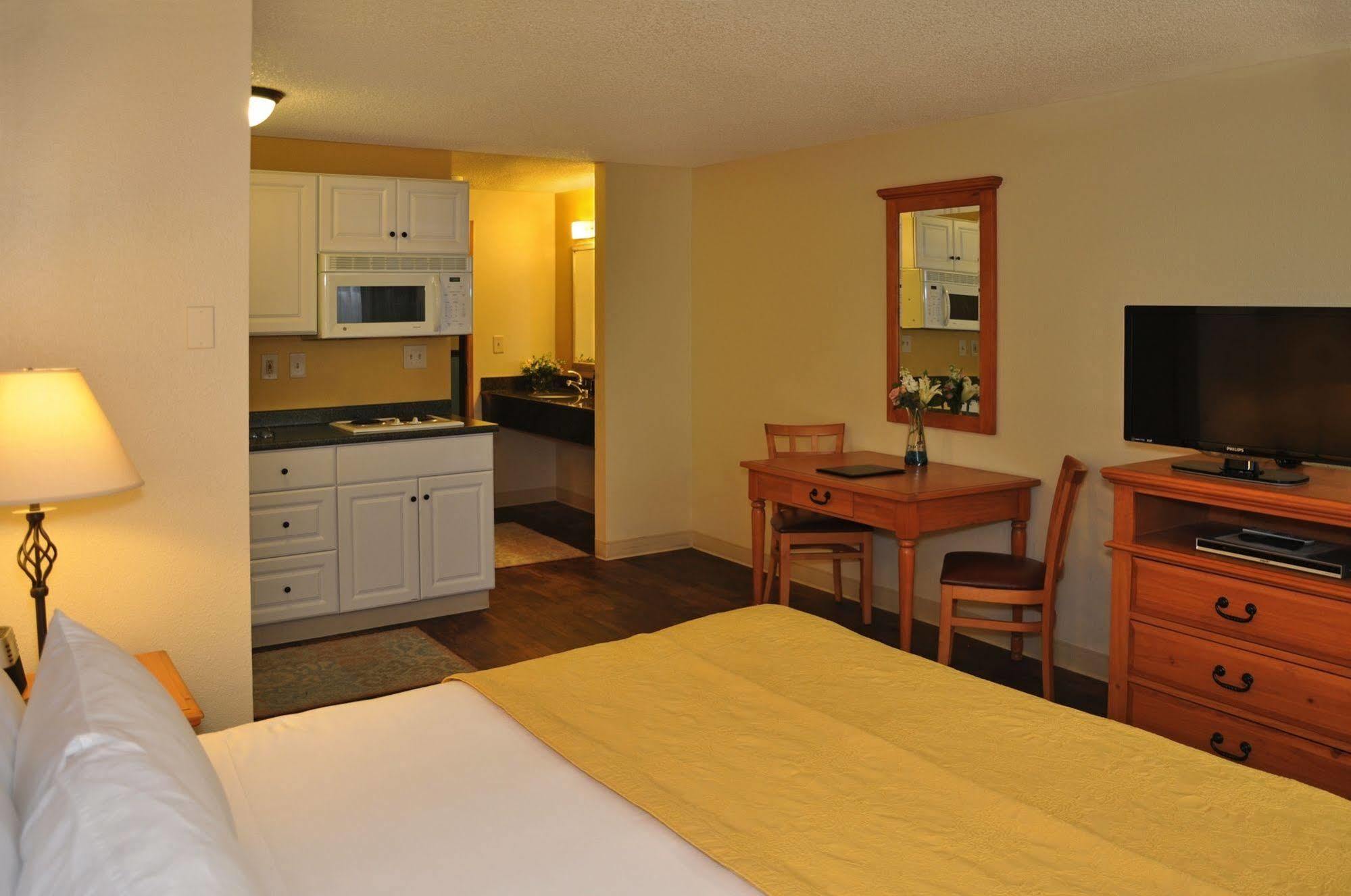 Quality Inn & Suites Silverdale Bangor-Keyport מראה חיצוני תמונה
