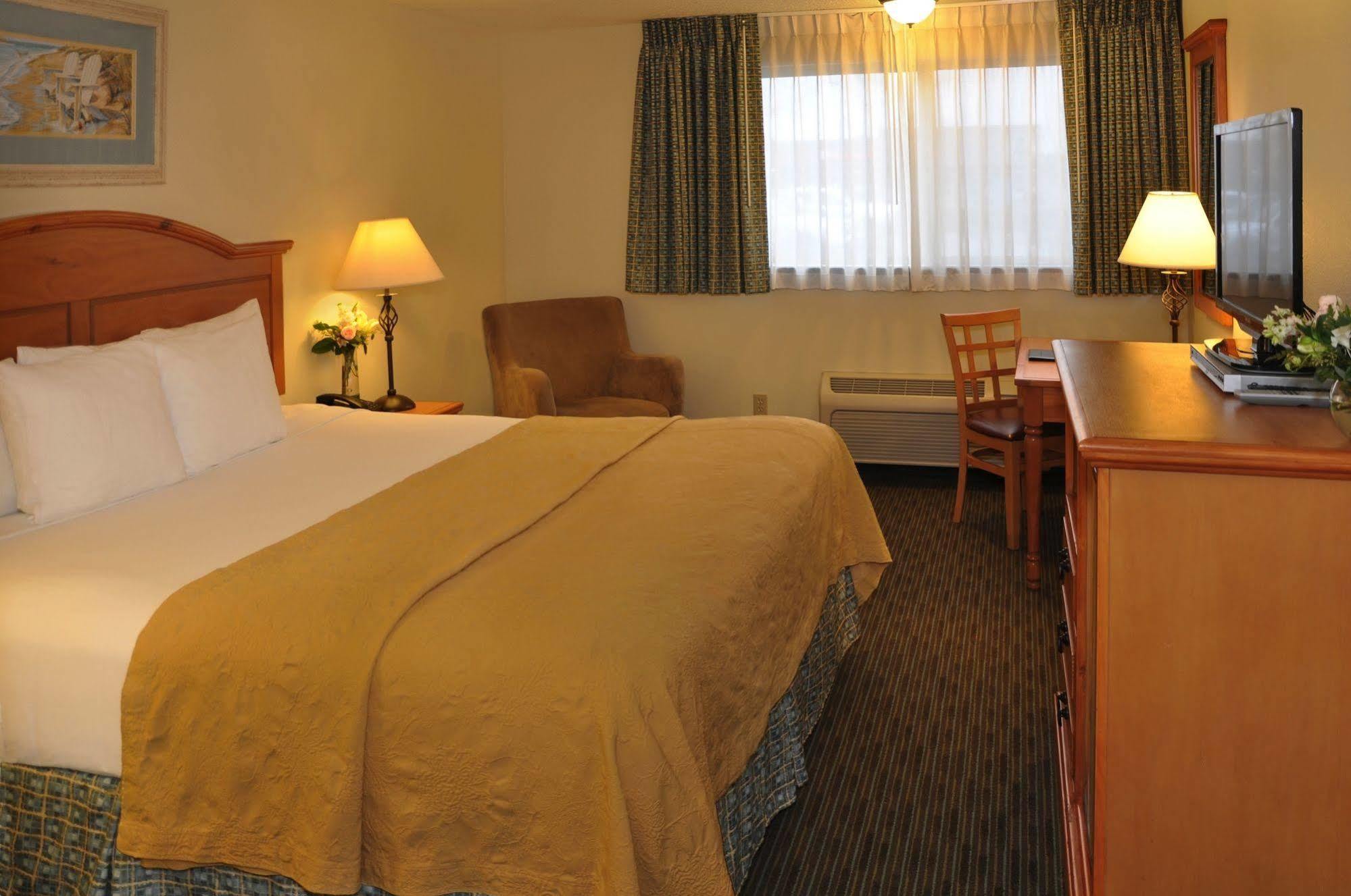 Quality Inn & Suites Silverdale Bangor-Keyport מראה חיצוני תמונה
