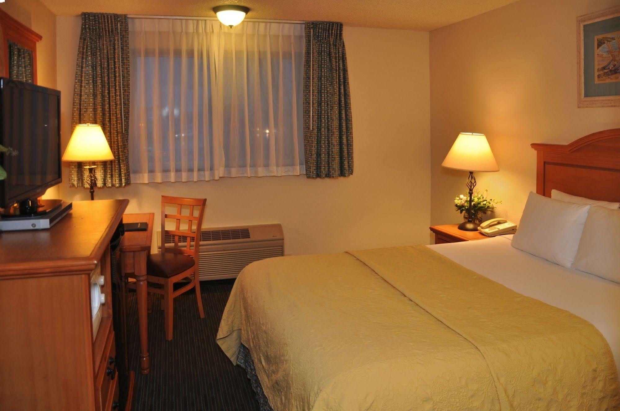 Quality Inn & Suites Silverdale Bangor-Keyport מראה חיצוני תמונה